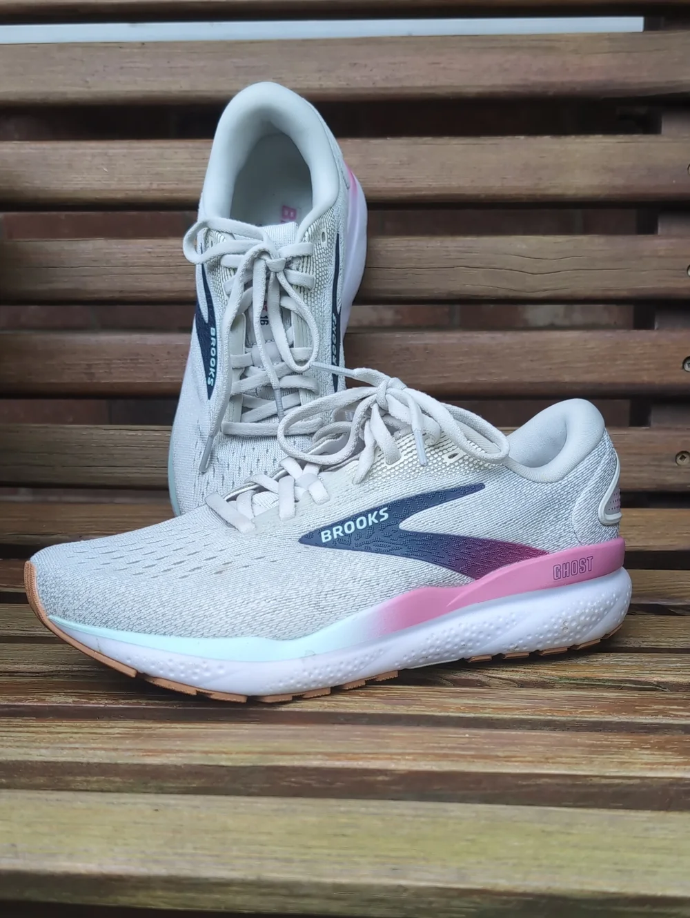 Brooks Ghost  Running Shoes with Navy and Pastel Accents SIze 7.5 Wide